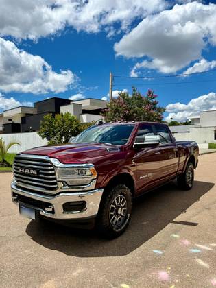 RAM 3500 6.7 I6 TURBO DIESEL LIMITED LONGHORN CD 4X4  AUTOMÁTICO